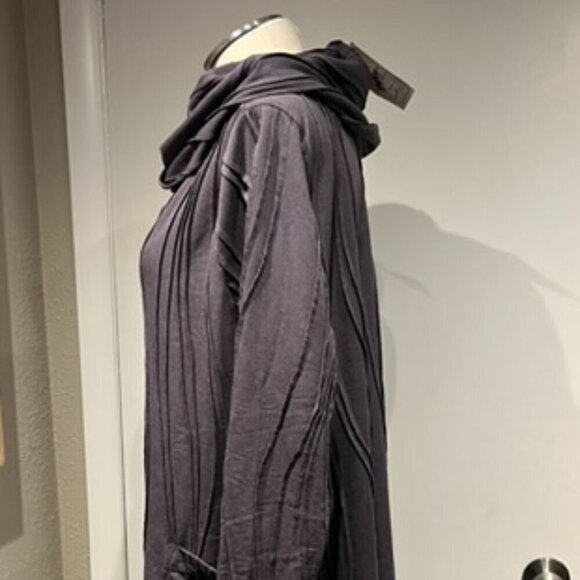 cowlneck purple blouse w pockets NWT - Picture 9 of 12